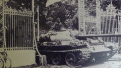 History- N. Vietnam Tank crashing Gate at Reunification Bldg April 30, 1975